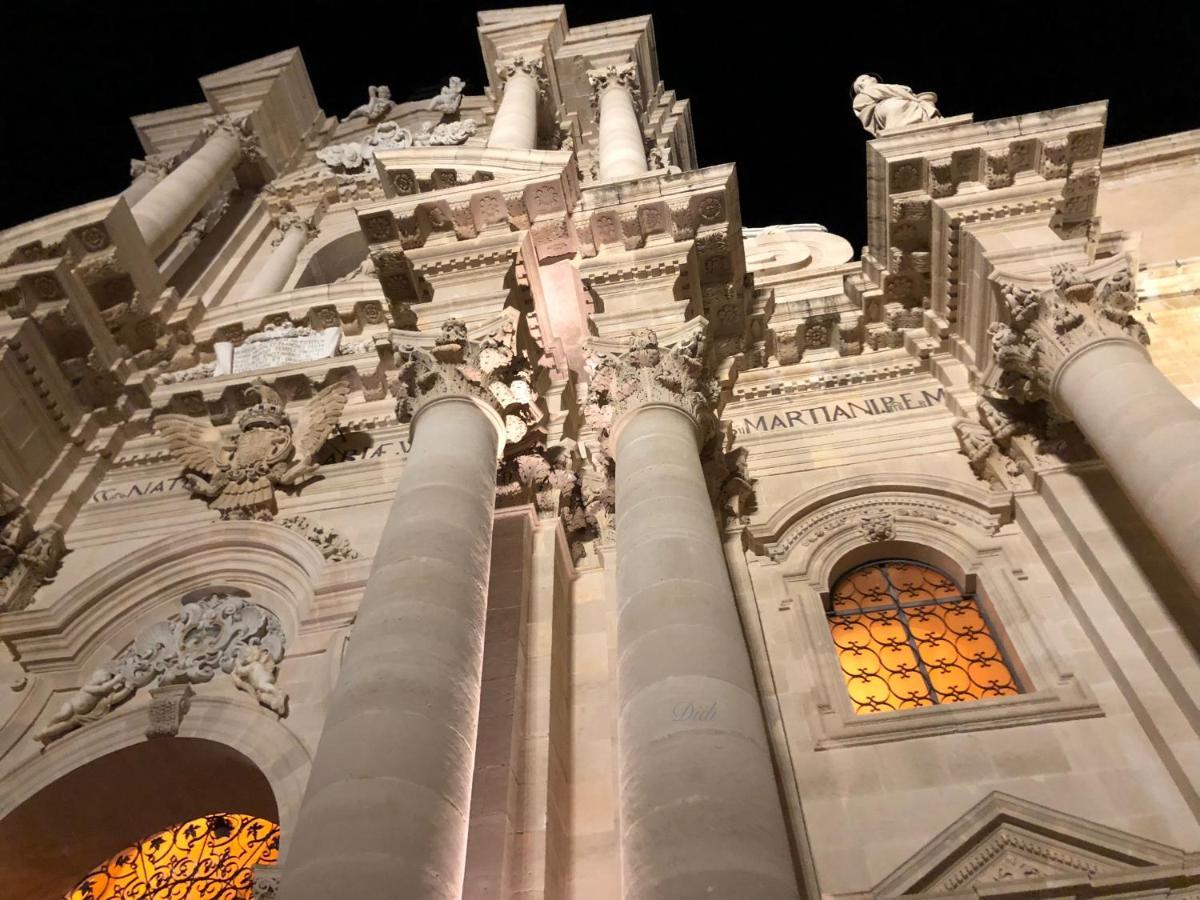 I Santi Coronati Syracuse Bagian luar foto