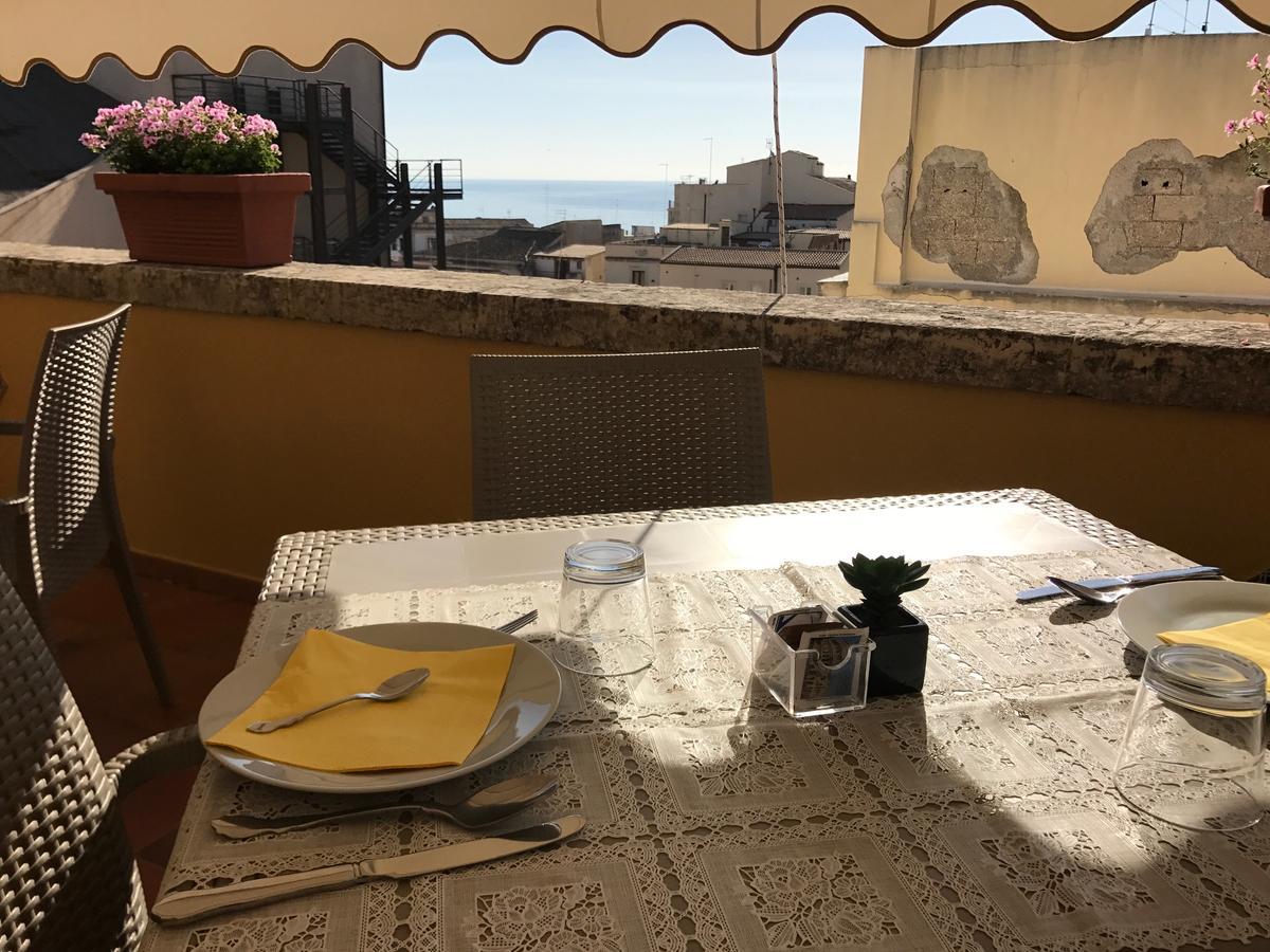 I Santi Coronati Syracuse Bagian luar foto
